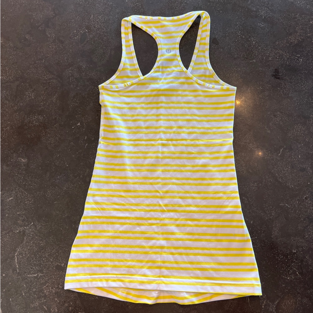 Lululemon Cool Rackerback - Picture 6 of 7